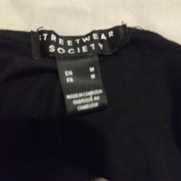 Black Zipper Bodysuit - Picture 3 of 3